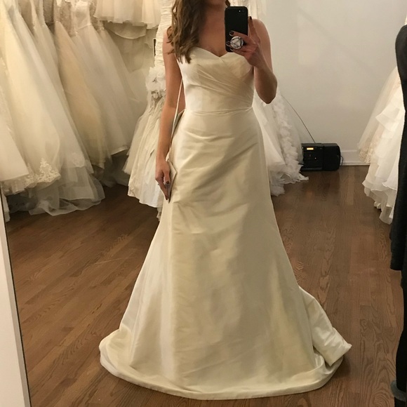 NWT Essence of Australia Strapless Ballgown Wedding Dress, Size 10 - Picture 2 of 9